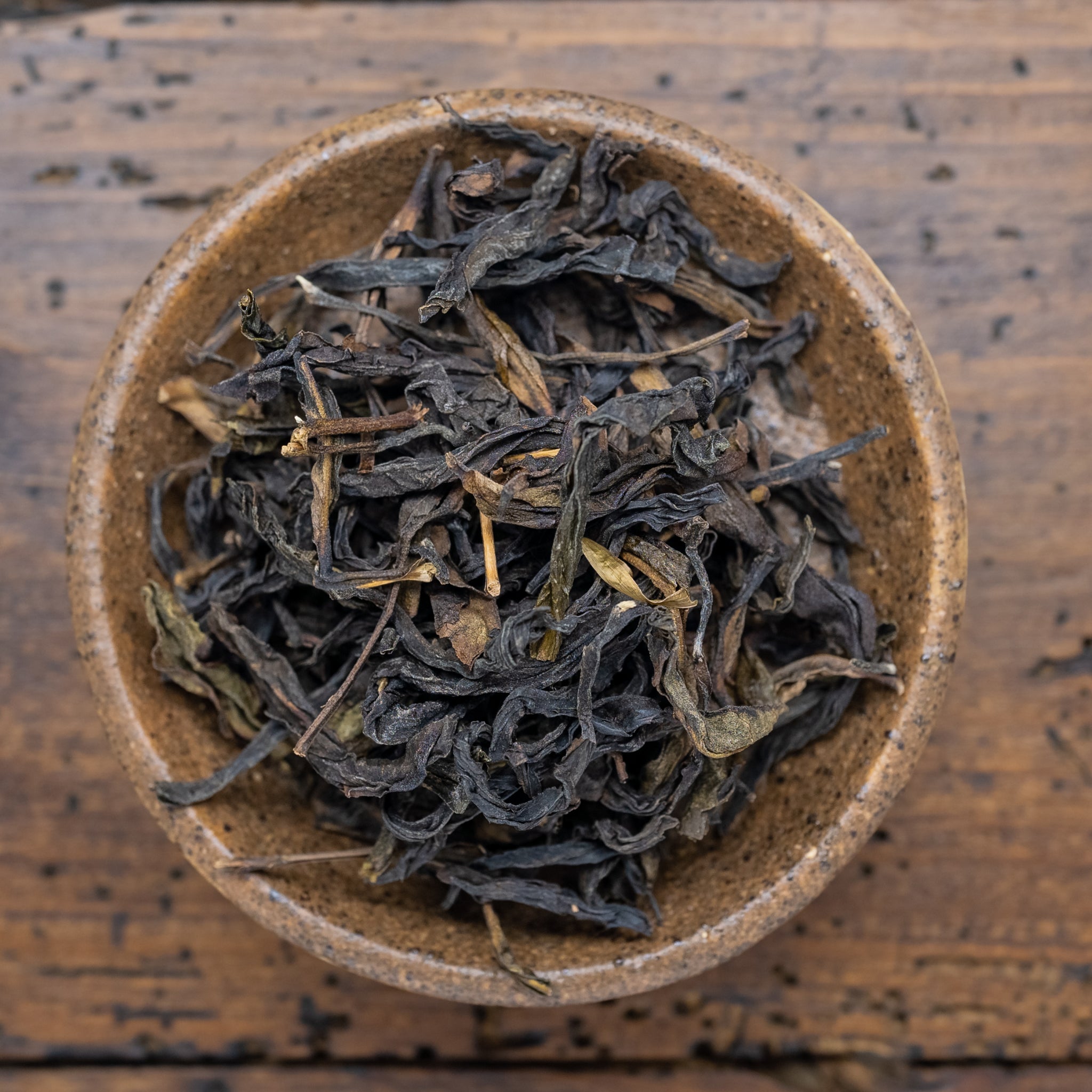 Té azul hojas